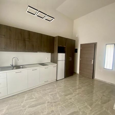 Natalie'S Apartments Nea Nea Makri Esterno foto