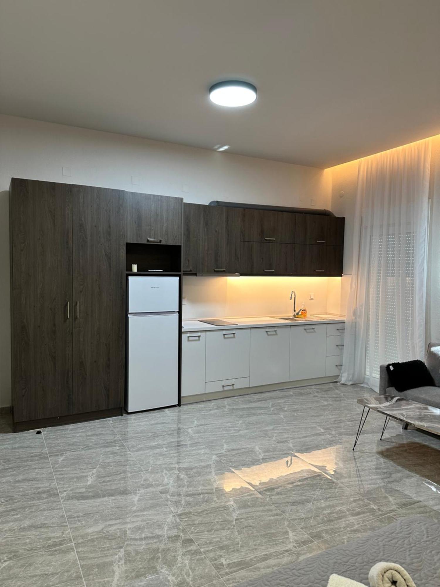 Natalie'S Apartments Nea Nea Makri Esterno foto